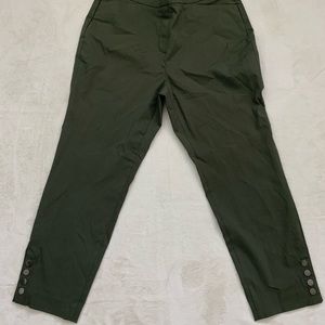 Liz Claiborne, Size 8, Green